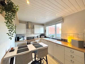 Photo 10- click for photo gallery